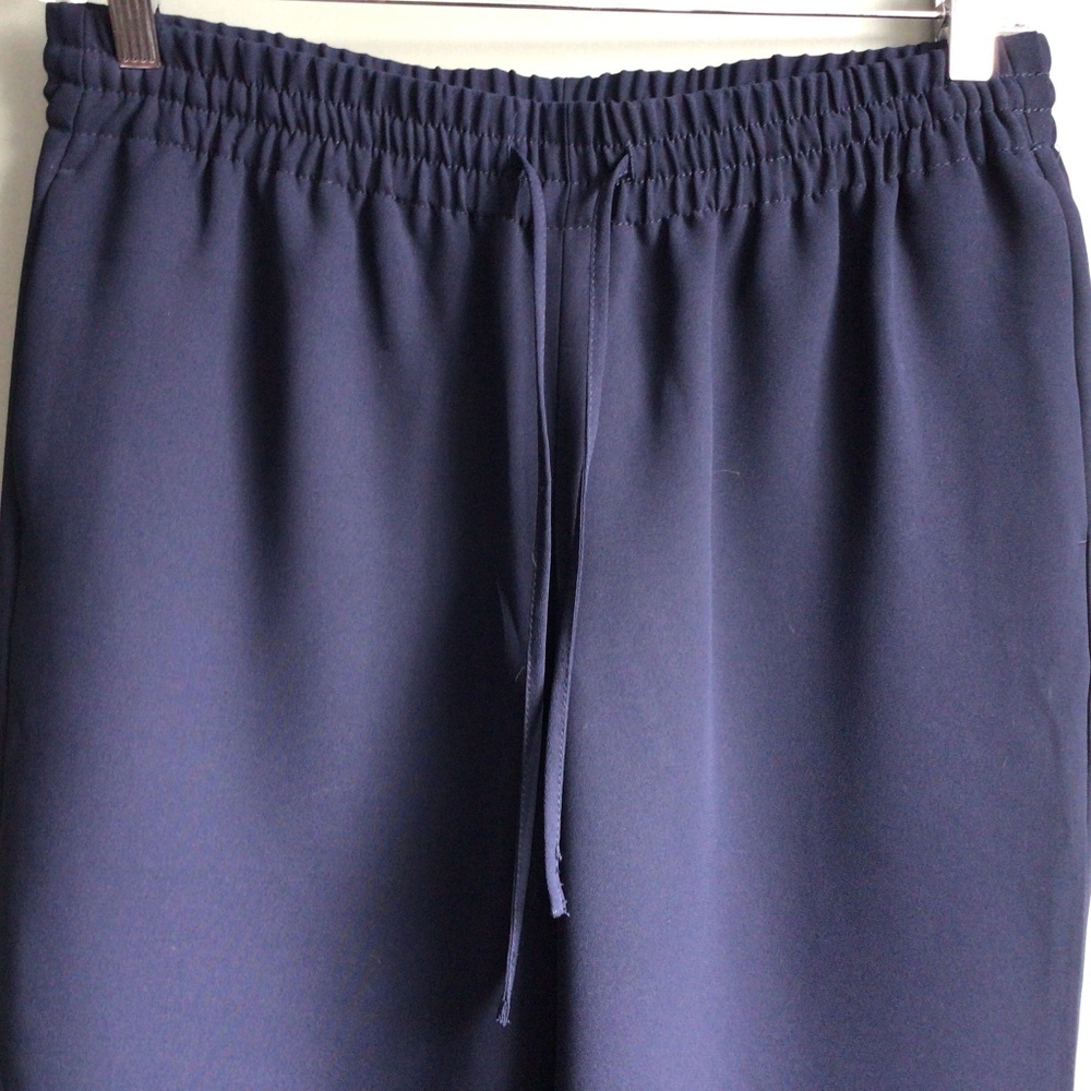 Talbots Ladies pull on pants Sz med 29” inseam dark blue